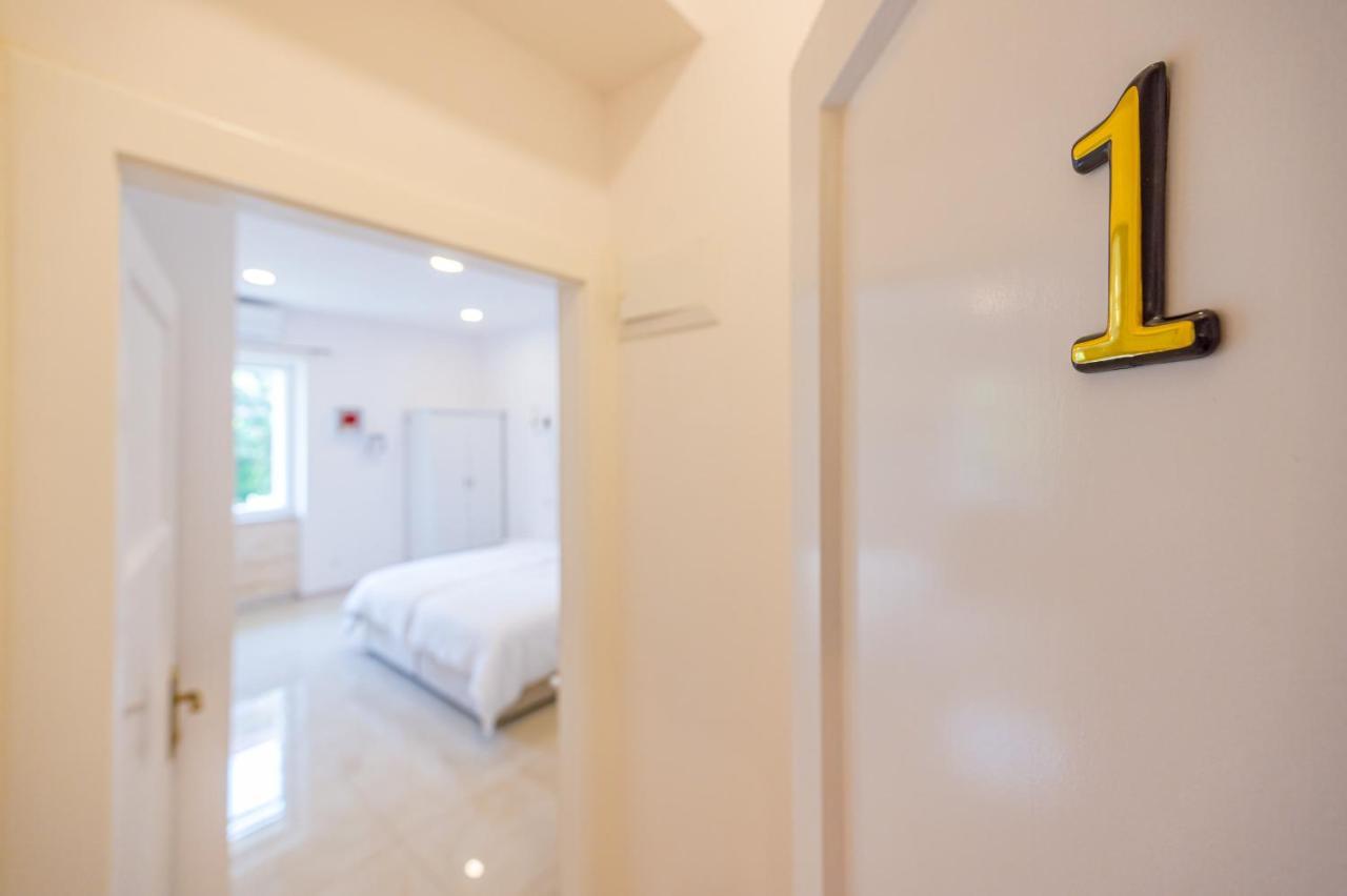 Summer Breeze Luxury Rooms Split Exterior foto