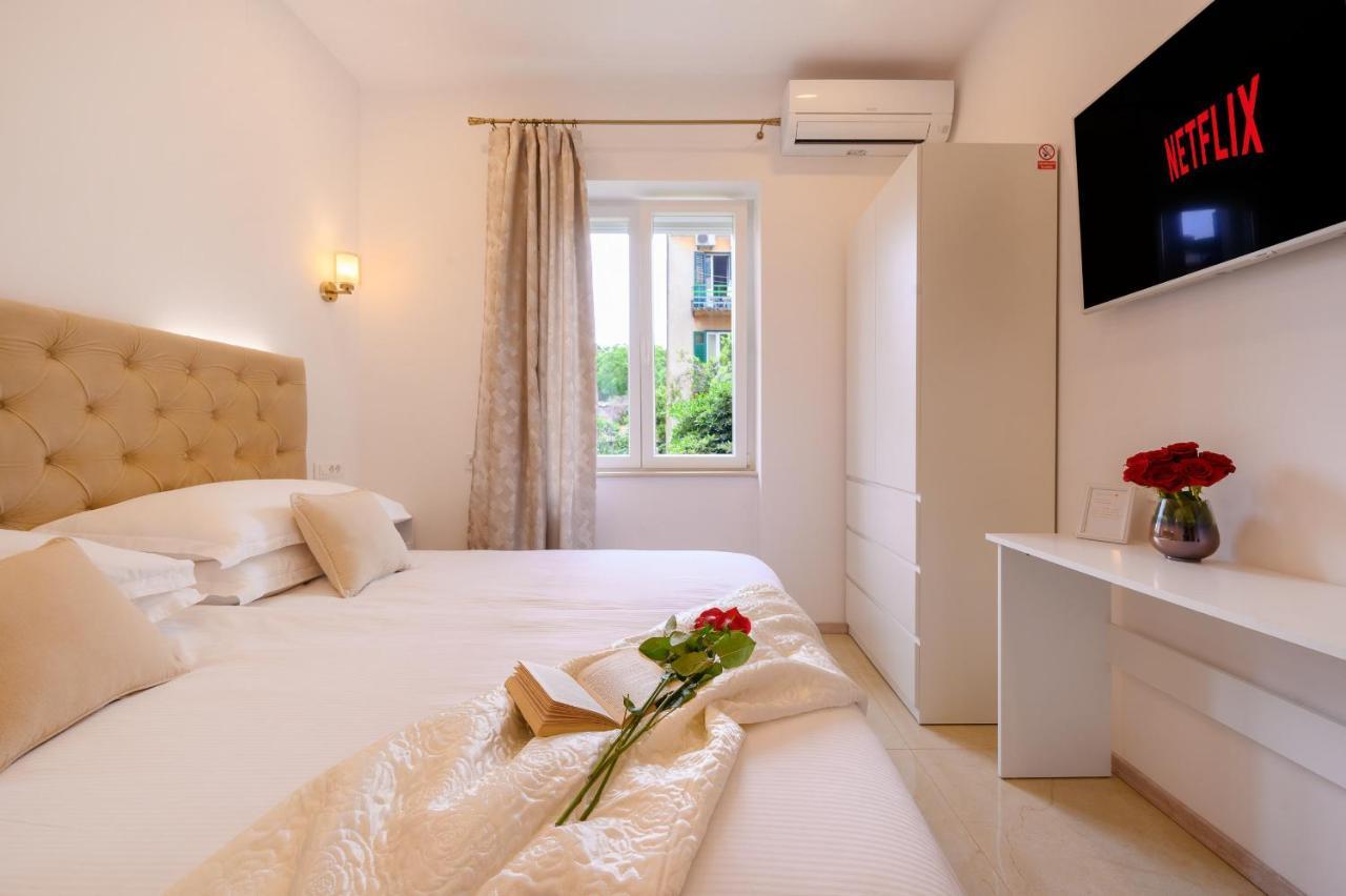 Summer Breeze Luxury Rooms Split Exterior foto