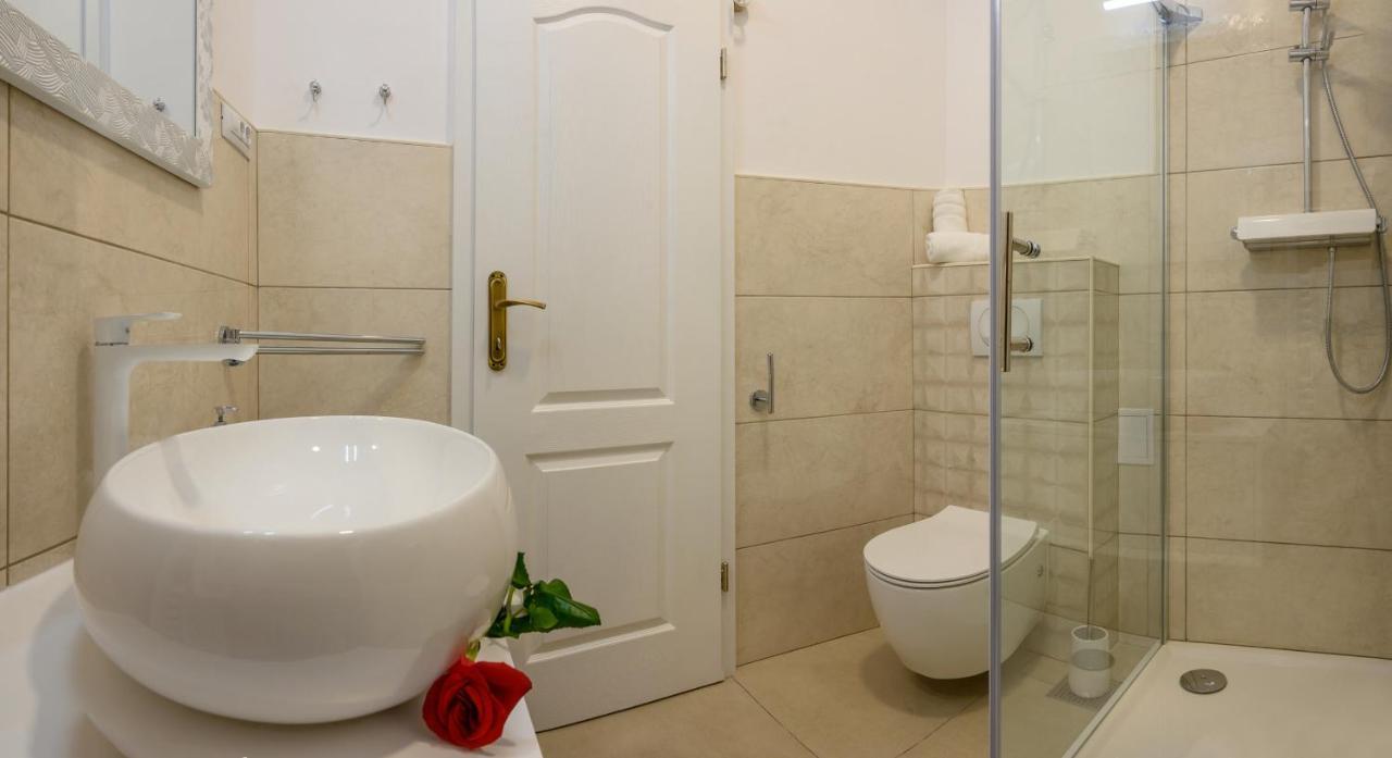 Summer Breeze Luxury Rooms Split Exterior foto